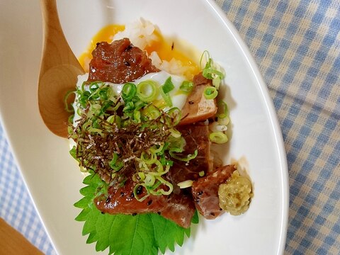 ピリ辛でうまい★海鮮温玉ユッケ丼